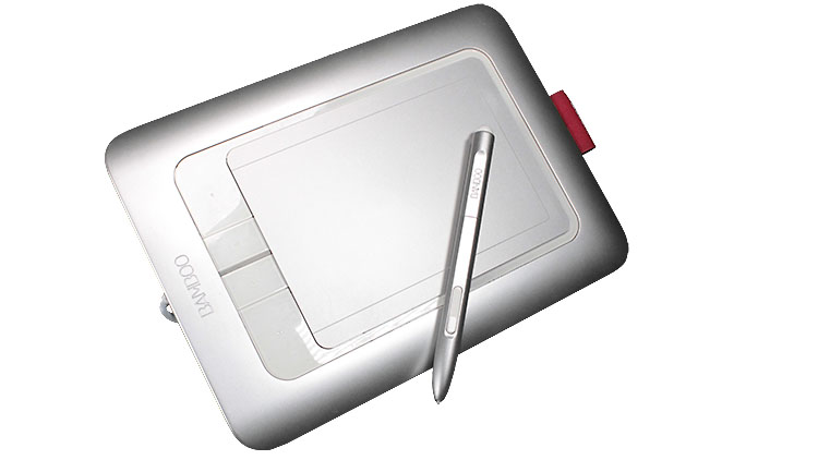 Wacom Intuos Graphics Drawing Tablet with 3 Bonus Software - Newegg.com